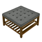 Quadratischer gepolsterter Ottoman mit offenem Fach
