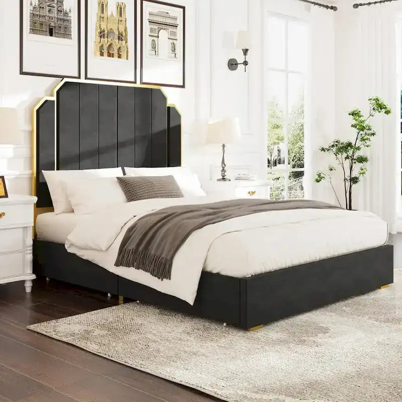 Gepolstertes Queensize-Bettgestell mit 59"-Kopfteil mit Rillenmuster und 4 Schubladen